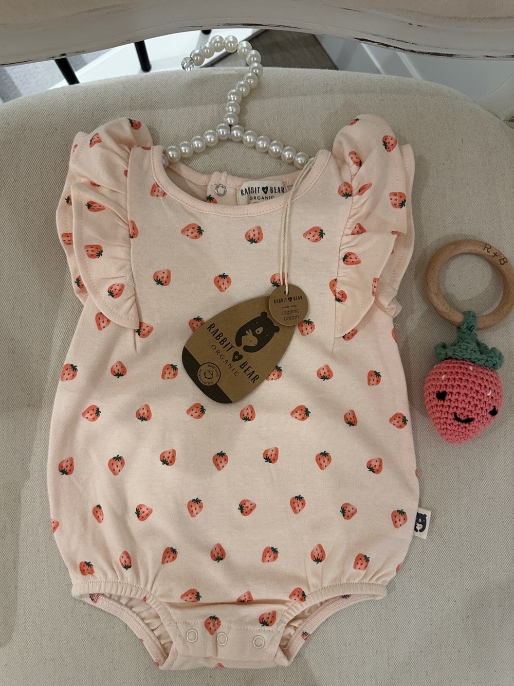 🍓 6~9 Mth Organic Strawberry Print Ruffle Baby Onesie 100% Cotton Set- Blush NWT